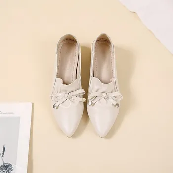 2021 Нова дамски обувки Есен Нов Корейски лук Заточени дебели плитки на петата Дамски обувки за младежи Дамски обувки на равна подметка Мода