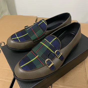 2021 Нова мъжки обувки, ръчно изработени Кафяво-зелена изкуствена писта с решетка кръгла глава с двойна катарама Модерен бизнес рокля Монашеска обувки KS411