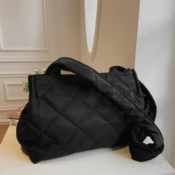 Решетчатая Леопардовая Голяма чанта под мишниците 2022 Зимни Нова Висококачествена тъкан Дамски дизайнерска чанта Реколта чанта с Голям Капацитет на рамото