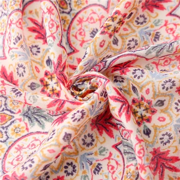 2020 Нова мода Летни дамски хлопчатобумажный шал на Цветя Плажен Хиджаб, Шалове и тайна Женски шал Echarpe Дизайнерски кърпа
