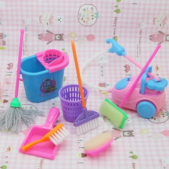 Кукли миниатюрна четка за почистване на куклена къща Детски играчки Американски детски аксесоари за мебелното въже, метла, прахосмукачка за боклук