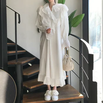 Елегантна свободно Ежедневното бяла рокля за жени с кружевными накъдрен Яка плиссированное рокля с изгорени ръкави Корейски ефектен дизайн Бохо Дълги рокли Макси