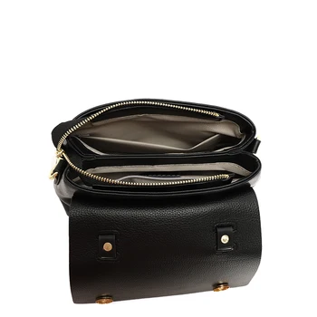 2021 Нови дамски чанти за жени Плътен цвят Луксозна дамска чанта с капак с Модерен дизайн Чанта на рамото от естествена кожа през рамо
