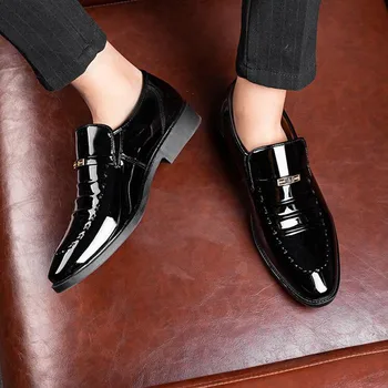 Плюс Размер 47 48 Обувки от лачена кожа на Бизнес мъжки обувки, без съединителни кафяв черен цвят за сватбената обувки, Официални мъжки мокасини