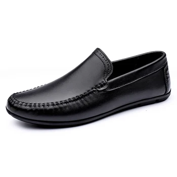 Пролетно-зимна модна марка обувки на точки мъжки кожени удобни мокасини ежедневни универсални одношаговые напълно черни обувки за шофиране
