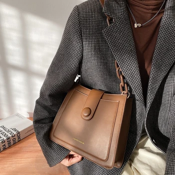 Чанта през рамо от изкуствена кожа за жени 2021 моден Дизайнер, дамска чанта на рамото, Луксозна дамска чанта, обикновена чанта за ръце в чантата си