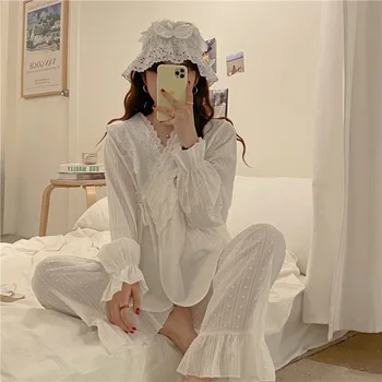 Дамски пижами Корея, Елегантни и Ежедневни Лейси пижами от памук чист цвят Костюм за спане в едно мирно дворцов стил Домашно облекло Комплект от 2 теми Есен