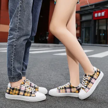 Мъжки дамски парусиновая обувки Harajuku, ниски туристически обувки, дамски ежедневни обувки на плоска подметка, дизайнерски жълта клетчатая вулканизированная обувки, Плимсоллы за жени