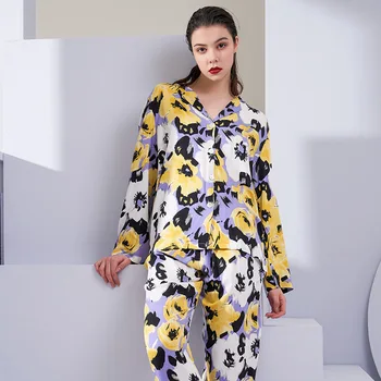 2020 Пролетно пижама с дълъг ръкав Пижама с отложным яка Вискоза Домашно Облекло Сатен Печат Секси Пижама 2 бр. Дамски дрехи