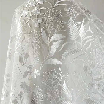 Бяло сетчатое рокля с бродерия Лейси Плат Материал 1 Ярд Цена на цена на производителя Сватбена рокля е най-високо Качество Дантелено