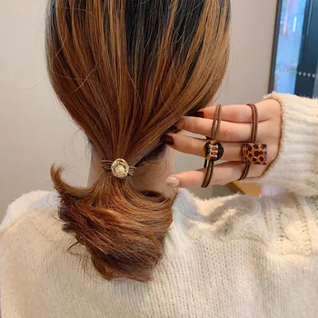 Нови геометрични висящи вратовръзки за коса Титуляр за cauda equina Кафяв Цвят на Дъвка Базова еластичната лента за коса Женски аксесоари за коса за момиченца