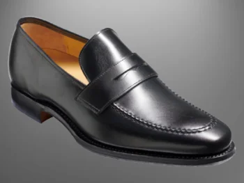 2021 Нова мъжки ръчно изработени обувки от висок клас с Черна изкуствена Класическа маска за лице с кръгла глава с Ретро-Модерни бизнес ежедневното рокля Мокасини KR508