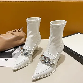От 2021 г. с Нови модни ботильоны от изкуствена кожа с остри пръсти на среден ток 3.5 cm, обувки-лодки, Работна базова обувки, дамски бижута с метална катарама