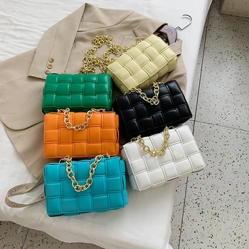 Луксозни дамски чанти на рамо Ракита кожена чанта с капак за жени 2021 Нови маркови дизайнерски чанти Дебела верига Чанта през рамо Дамски