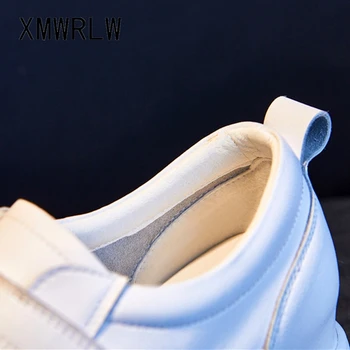 XMWRLW Обувки на равна платформа за жени Бели маратонки 2021 Пролет Есен Ежедневни Дамски обувки с плетене на една кука и линия на танкетке Дамски есенни обувки