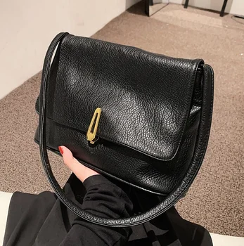 Есенно-зимни Ретро-мода малка чанта 2021 Нови маркови дизайнерски чанти Дивата чанта на рамото Висок клас Ежедневни Малка квадратна чанта