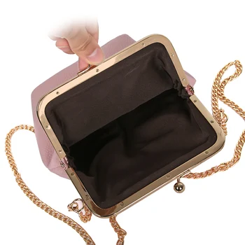 Марка YBYT 2019 нов ретро случайни сладък верижна женски калъф чанта за монети портмонета, чанти женски мини чанта през рамо