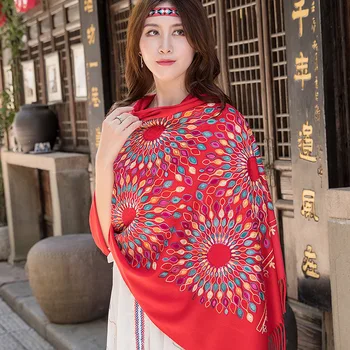 Зимата топъл шал с пискюли, Шал голям размер, Модерен шал, шалове за жените, червен, на бродирани цветя, Вълнен шал от pashmina